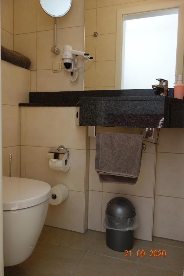 Hotel Wiedenhof Хилден Екстериор снимка