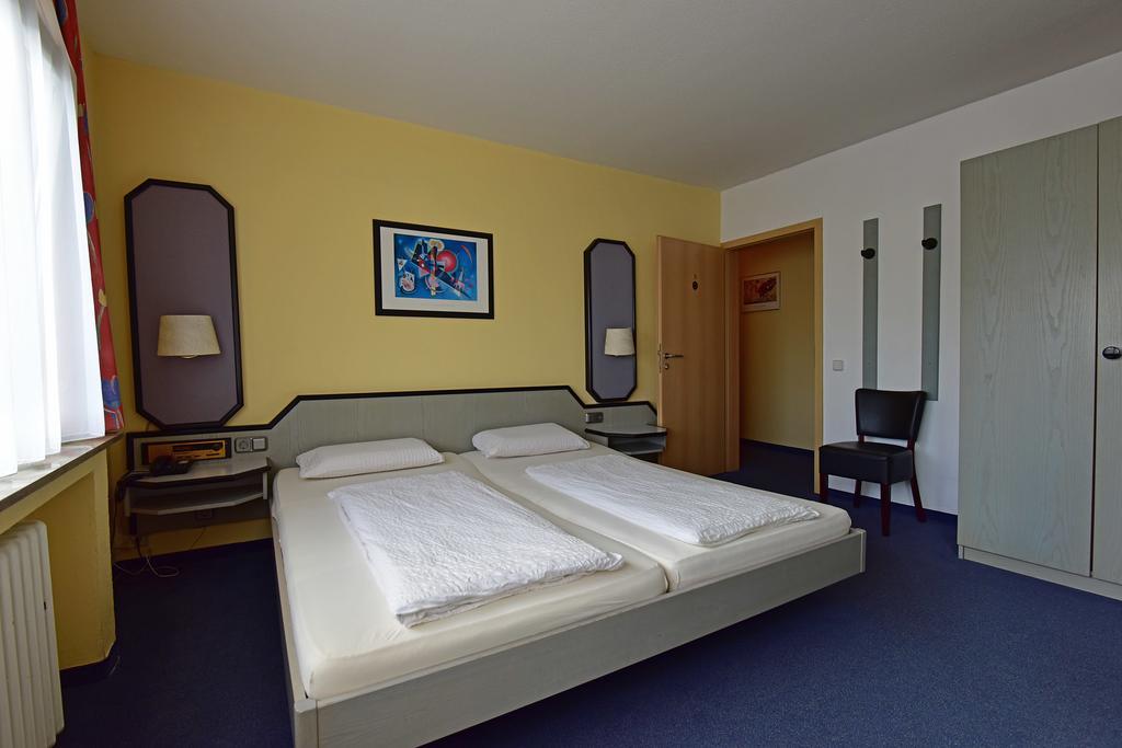 Hotel Wiedenhof Хилден Екстериор снимка
